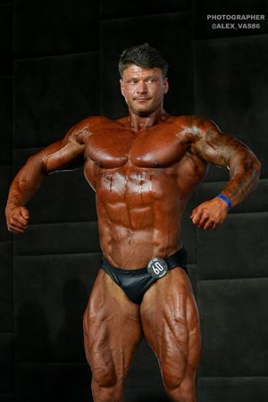 CLASSIC PHYSIQUE +178